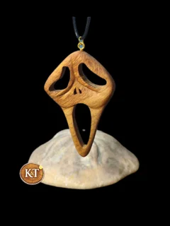 گردنبند جیغ . گردن آویز